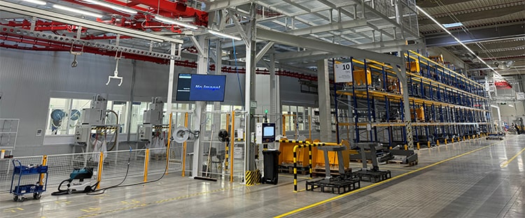 			Obsluha lakovací linky
